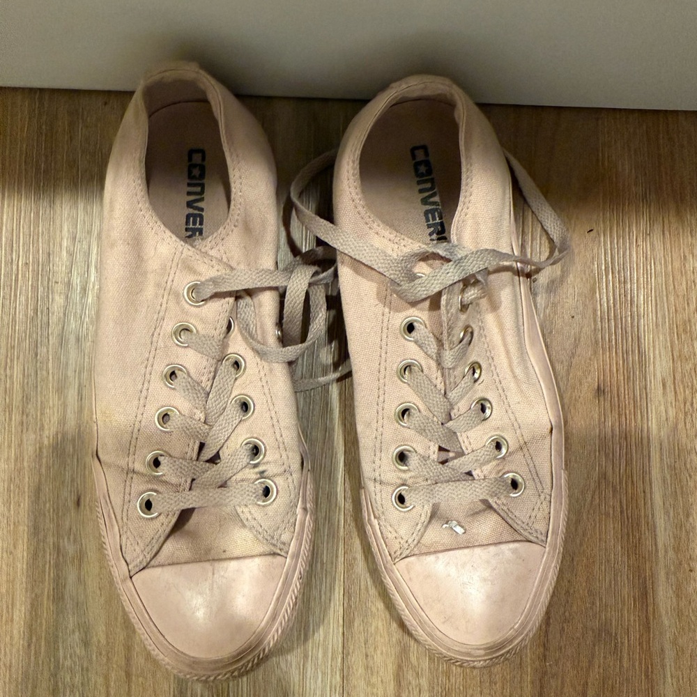 Light Pink and gold vintage converse
